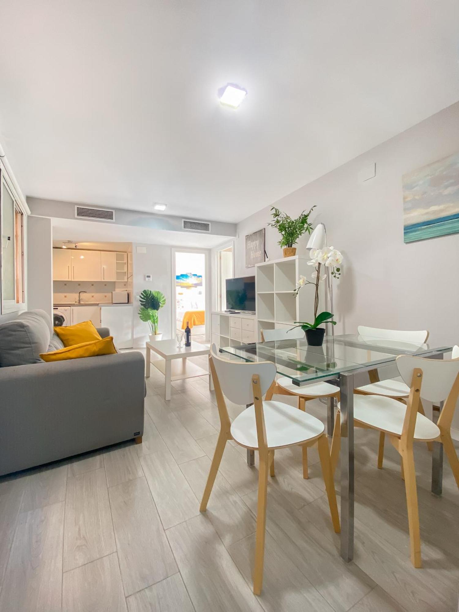 3 Rooms Y 3 Baths Y Aparcamiento Catedral มาลากา ภายนอก รูปภาพ