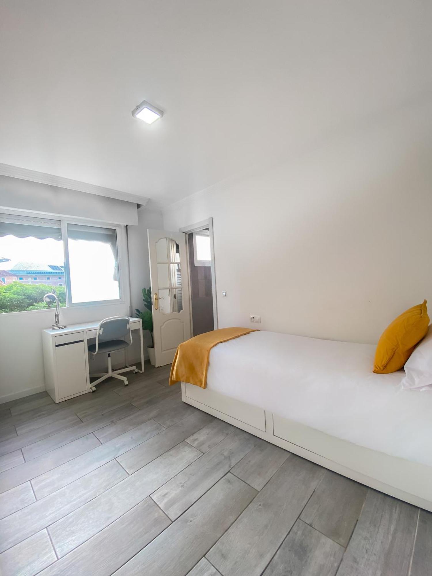 3 Rooms Y 3 Baths Y Aparcamiento Catedral มาลากา ภายนอก รูปภาพ
